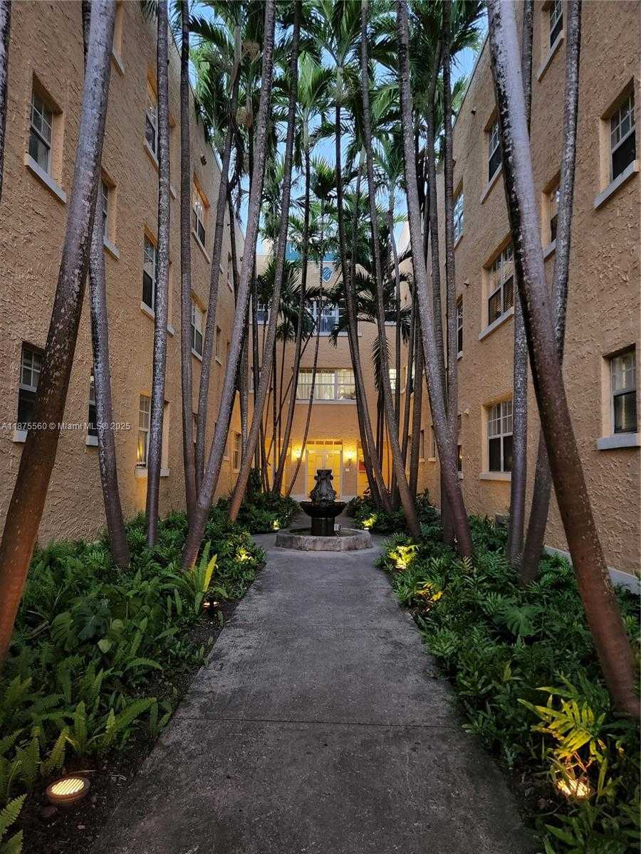 Small Image of 1255 PENNSYLVANIA AVE #311, Miami Beach Number 2