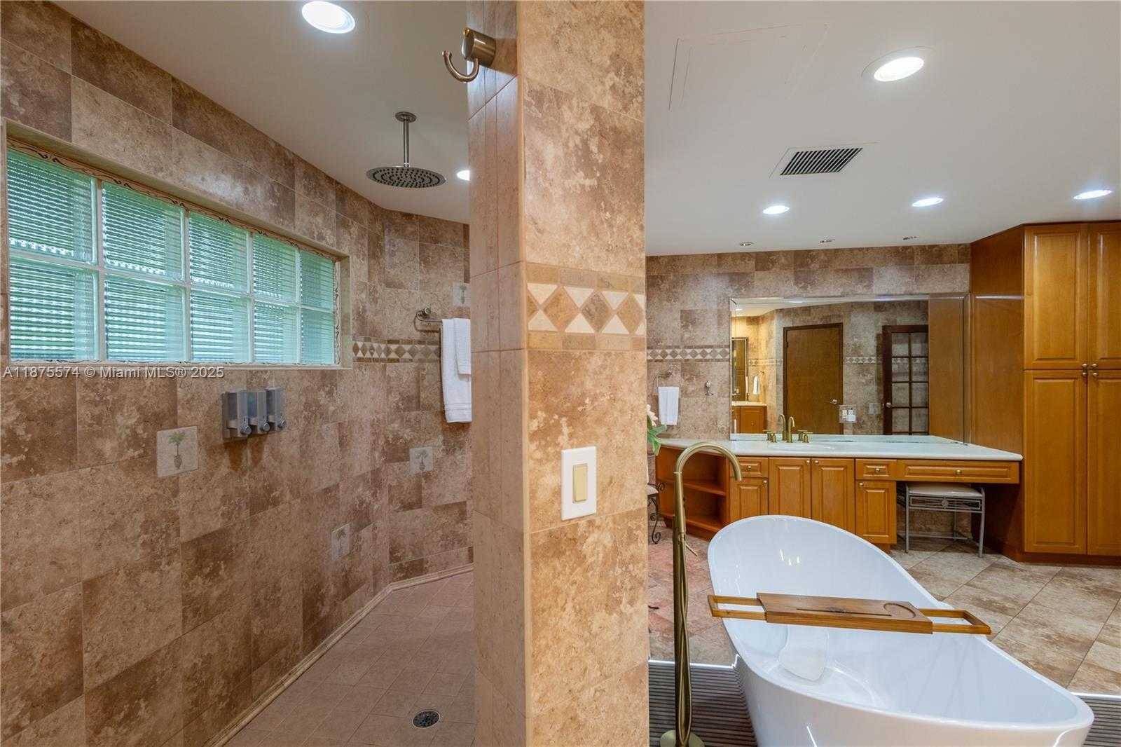 Small Image of 14500 SOUTH WEST 17TH CT, Davie Number 12
