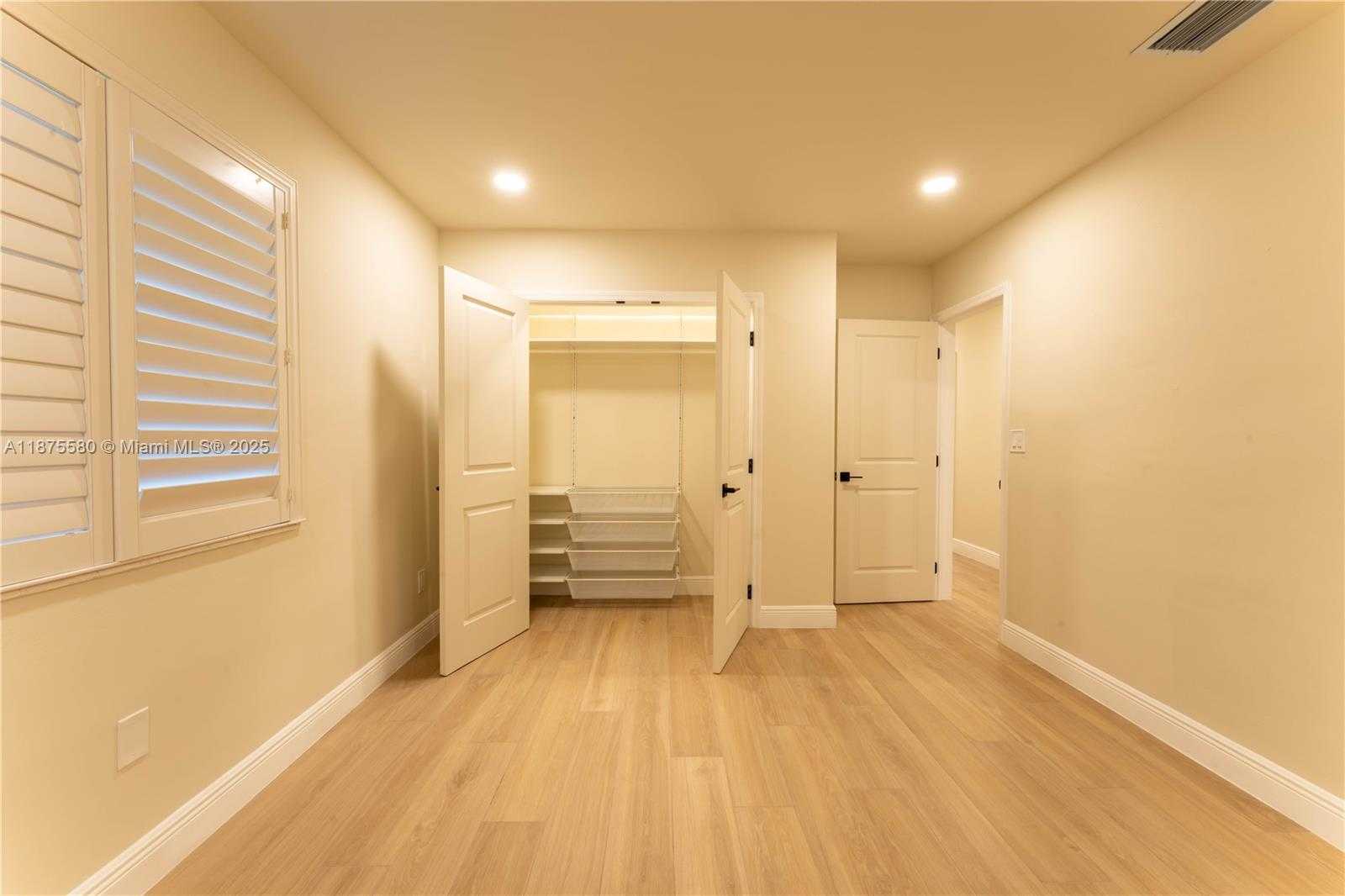 Small Image of 7361 SOUTH WEST 115TH ST, Pinecrest Number 15