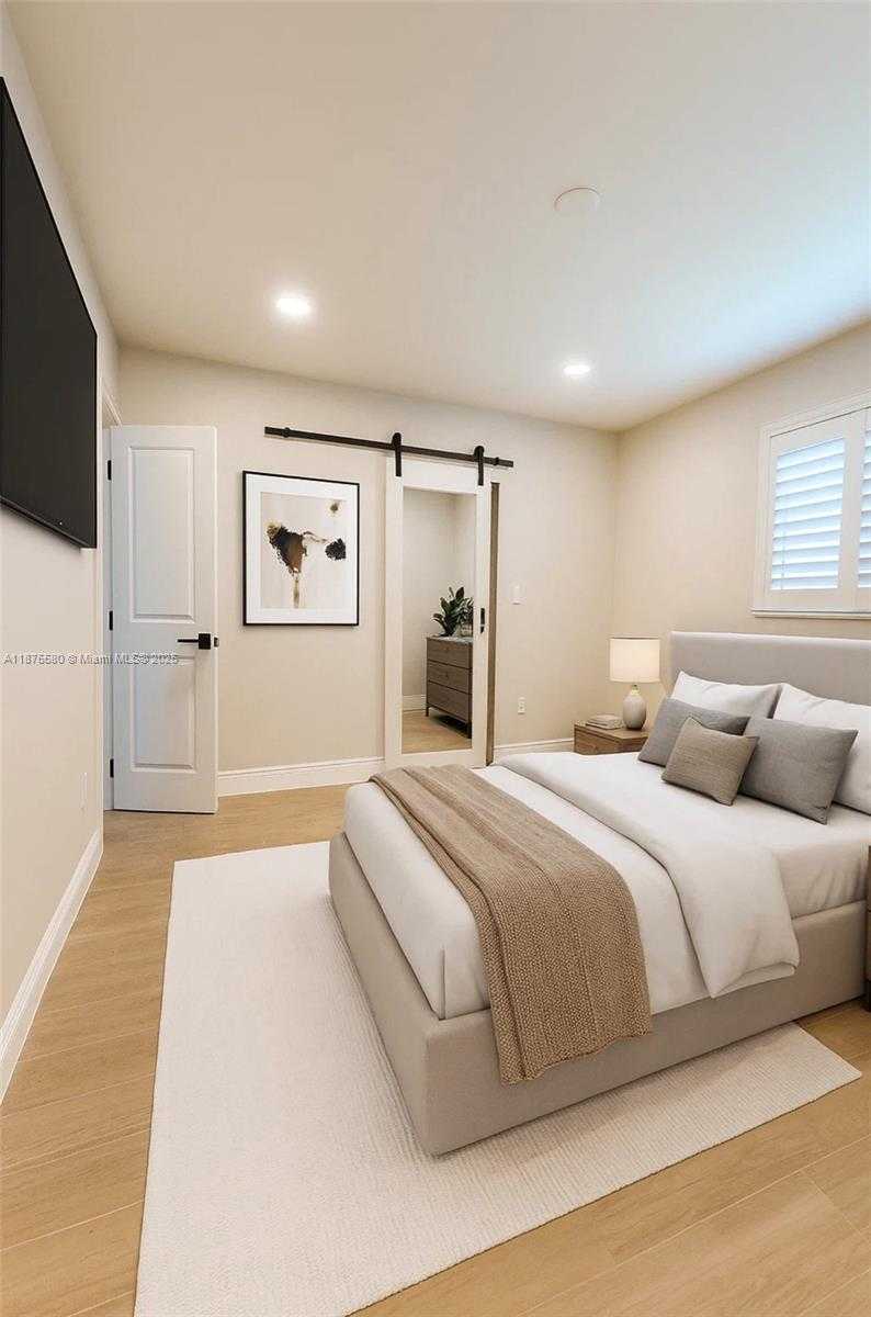 Small Image of 7361 SOUTH WEST 115TH ST, Pinecrest Number 2