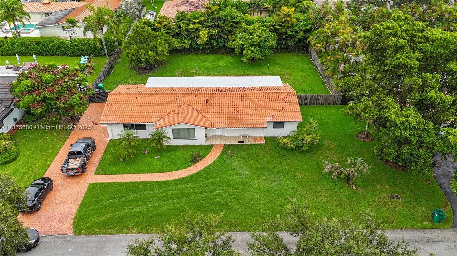 Small Image of 7361 SOUTH WEST 115TH ST, Pinecrest Number 32