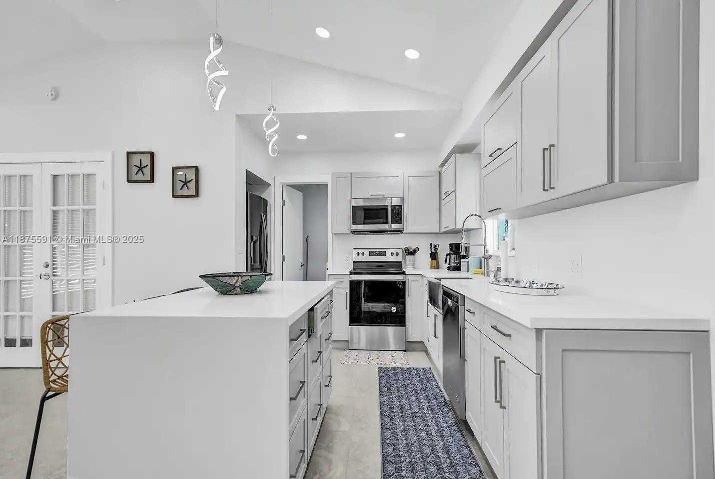 Small Image of 1100 NORTH EAST 17TH WAY, Fort Lauderdale Number 3