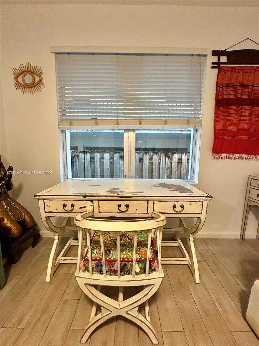 Small Image of 1611 MERIDIAN AVE #103, Miami Beach Number 11