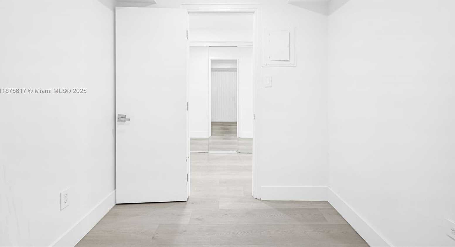 Small Image of 1000 WEST AVE #224, Miami Beach Number 23