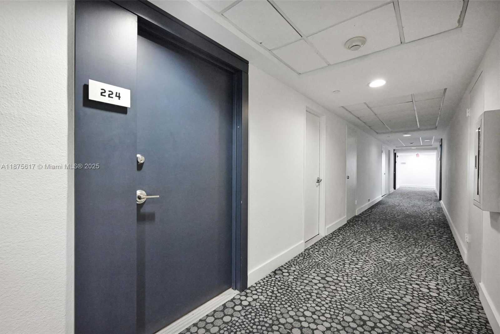 Small Image of 1000 WEST AVE #224, Miami Beach Number 28