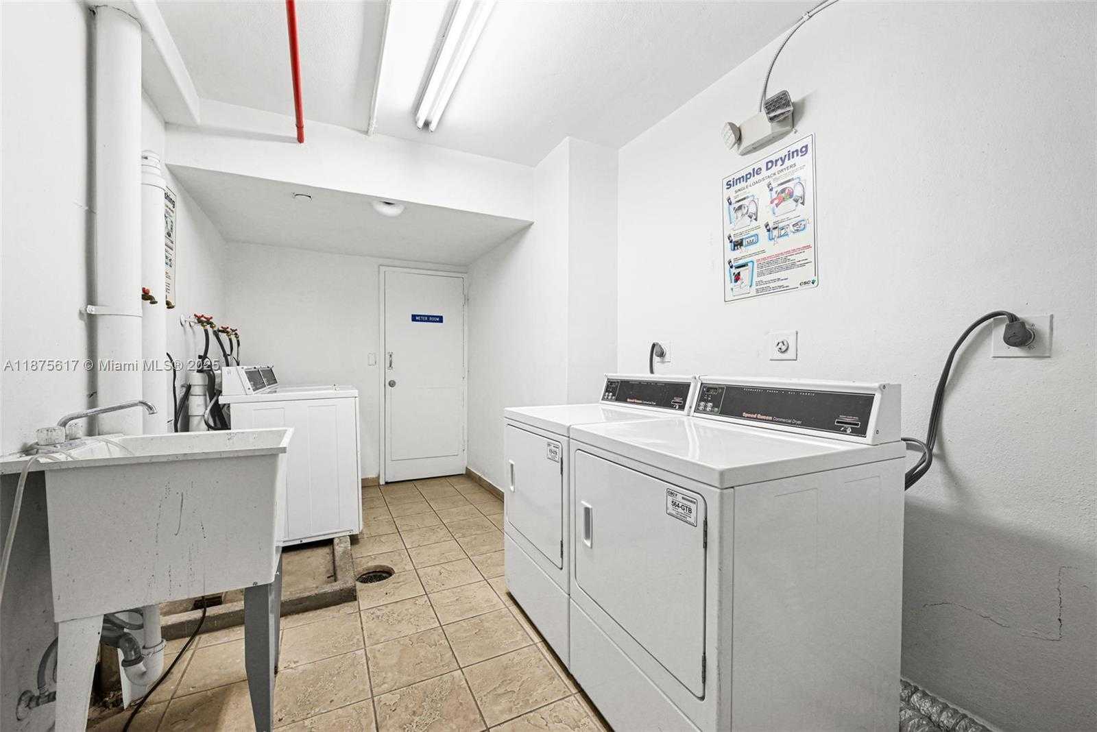 Small Image of 1000 WEST AVE #224, Miami Beach Number 36