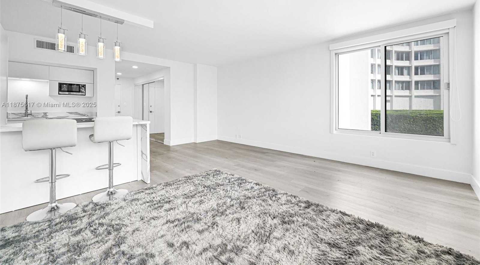 Small Image of 1000 WEST AVE #224, Miami Beach Number 7
