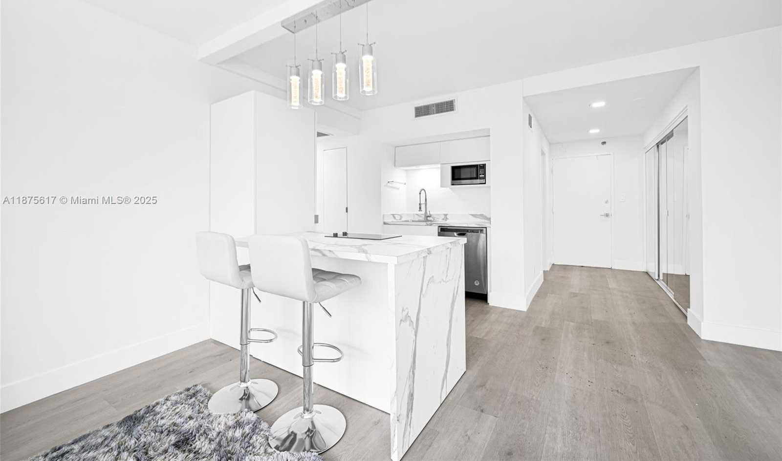 Small Image of 1000 WEST AVE #224, Miami Beach Number 8