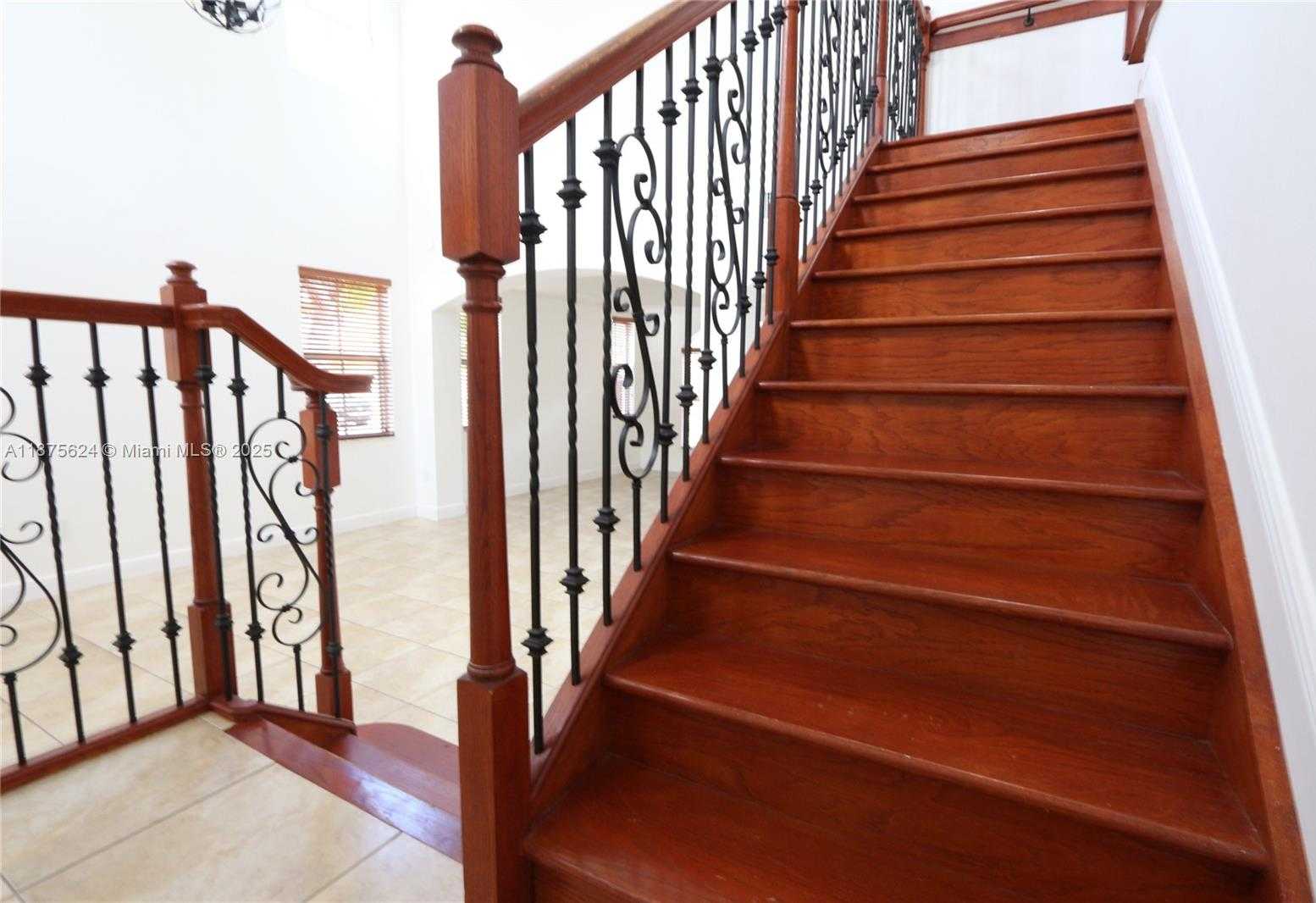 Small Image of 15449 SOUTH WEST 31 LN, Miami Number 16