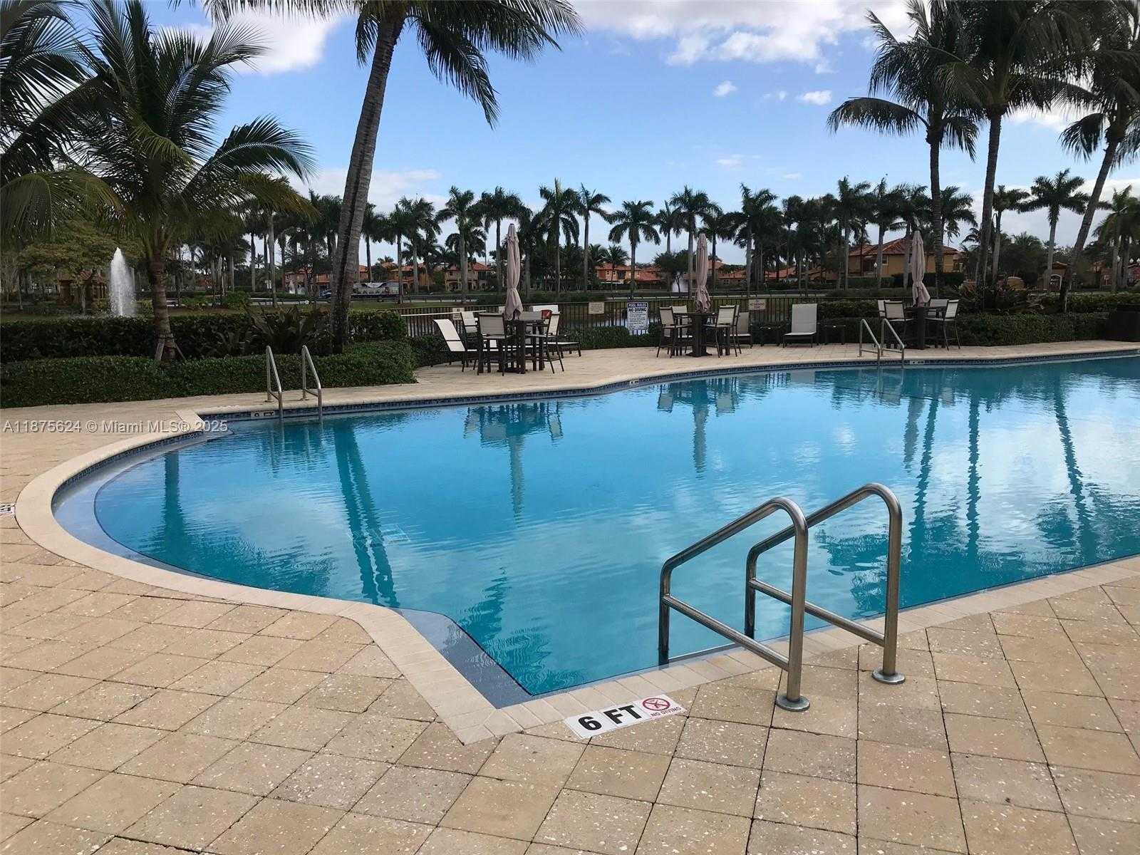 Small Image of 15449 SOUTH WEST 31 LN, Miami Number 31