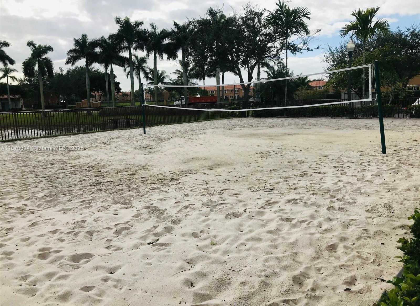 Small Image of 15449 SOUTH WEST 31 LN, Miami Number 34