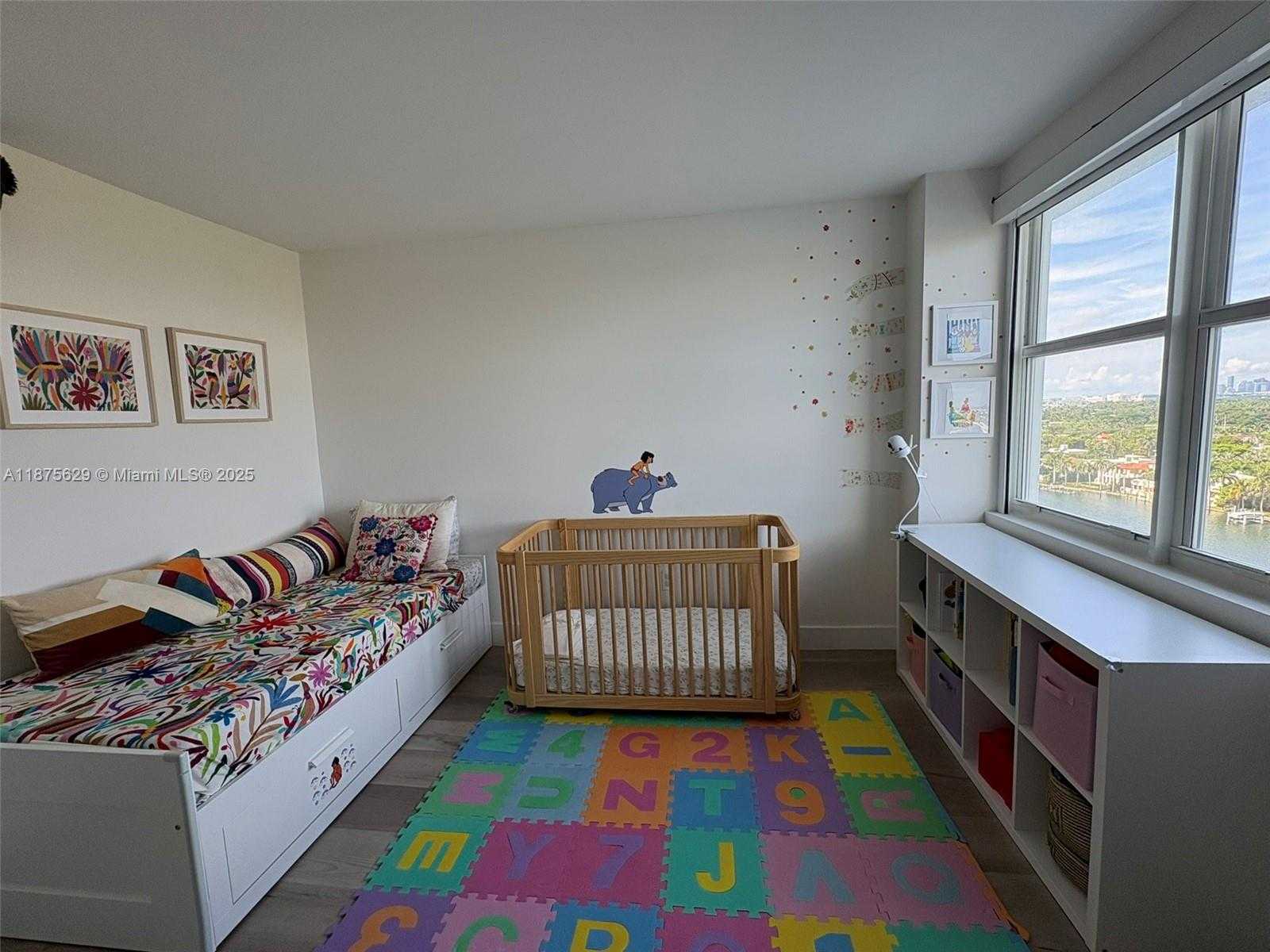 Small Image of 5750 COLLINS AVE #15F, Miami Beach Number 19