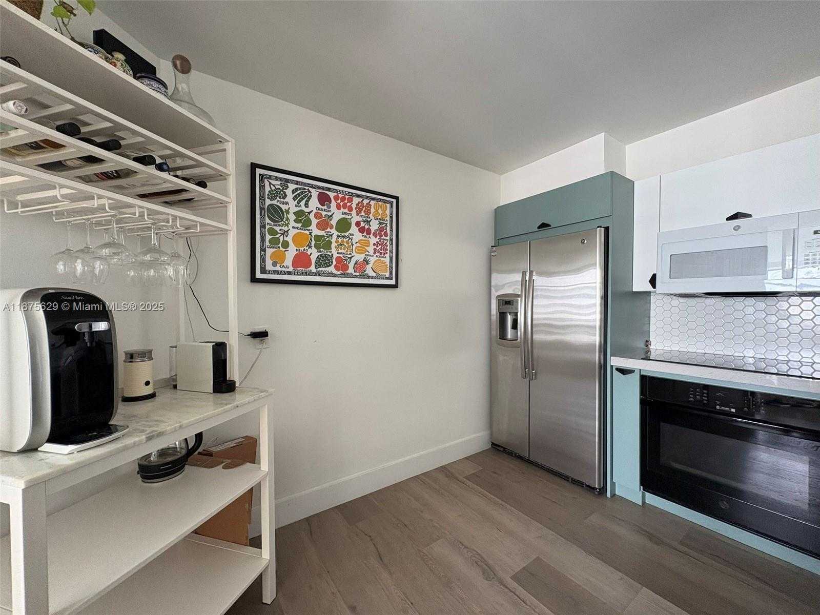 Small Image of 5750 COLLINS AVE #15F, Miami Beach Number 31