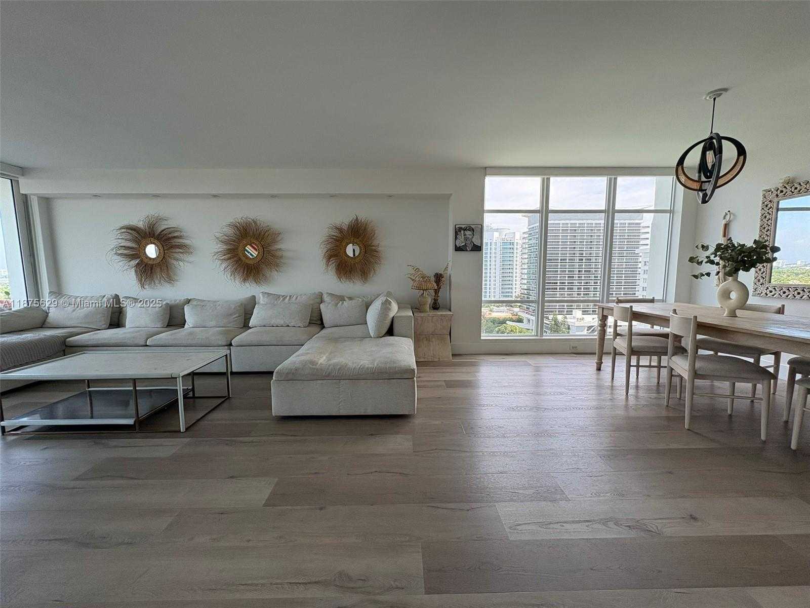 Small Image of 5750 COLLINS AVE #15F, Miami Beach Number 4