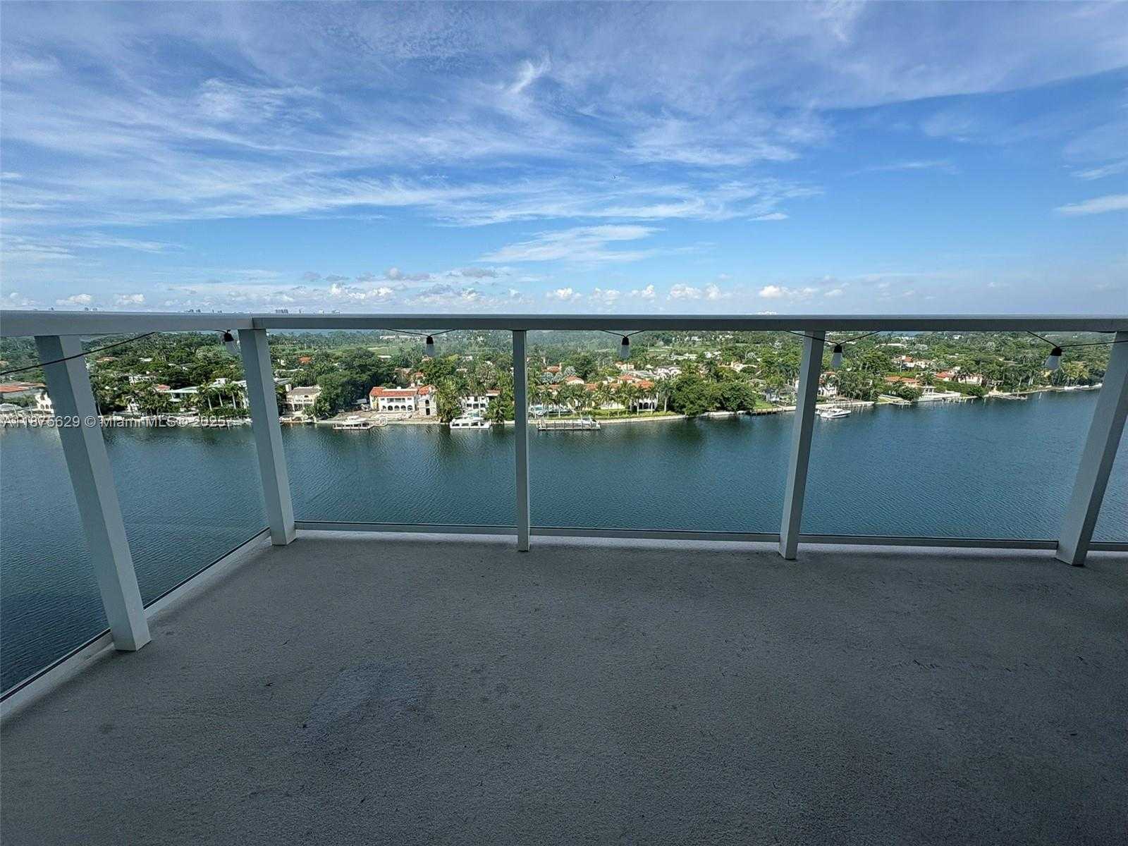 Small Image of 5750 COLLINS AVE #15F, Miami Beach Number 7