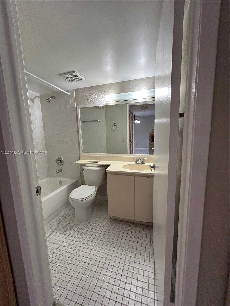 Small Image of 10255 NORTH WEST 9TH ST CIR #205-7, Miami Number 16