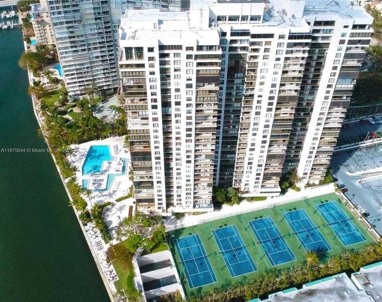 Small Image of 2333 BRICKELL AVE #2402, Miami Number 2