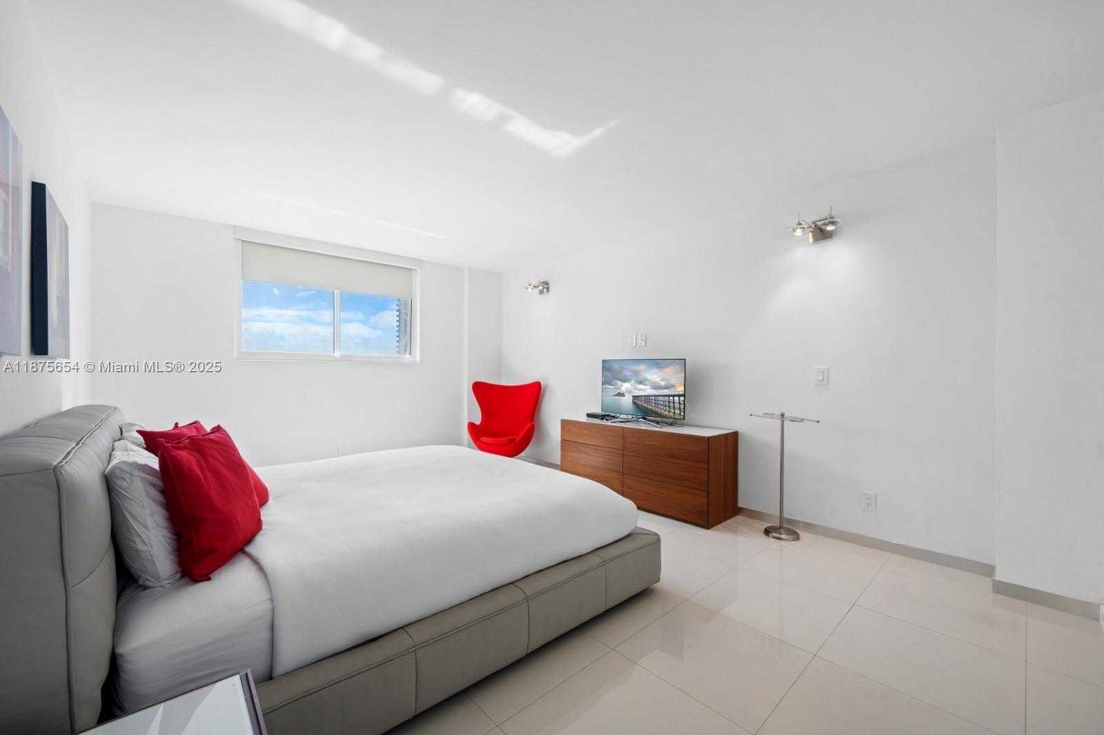 Small Image of 19370 COLLINS AVE #903, Sunny Isles Beach Number 10
