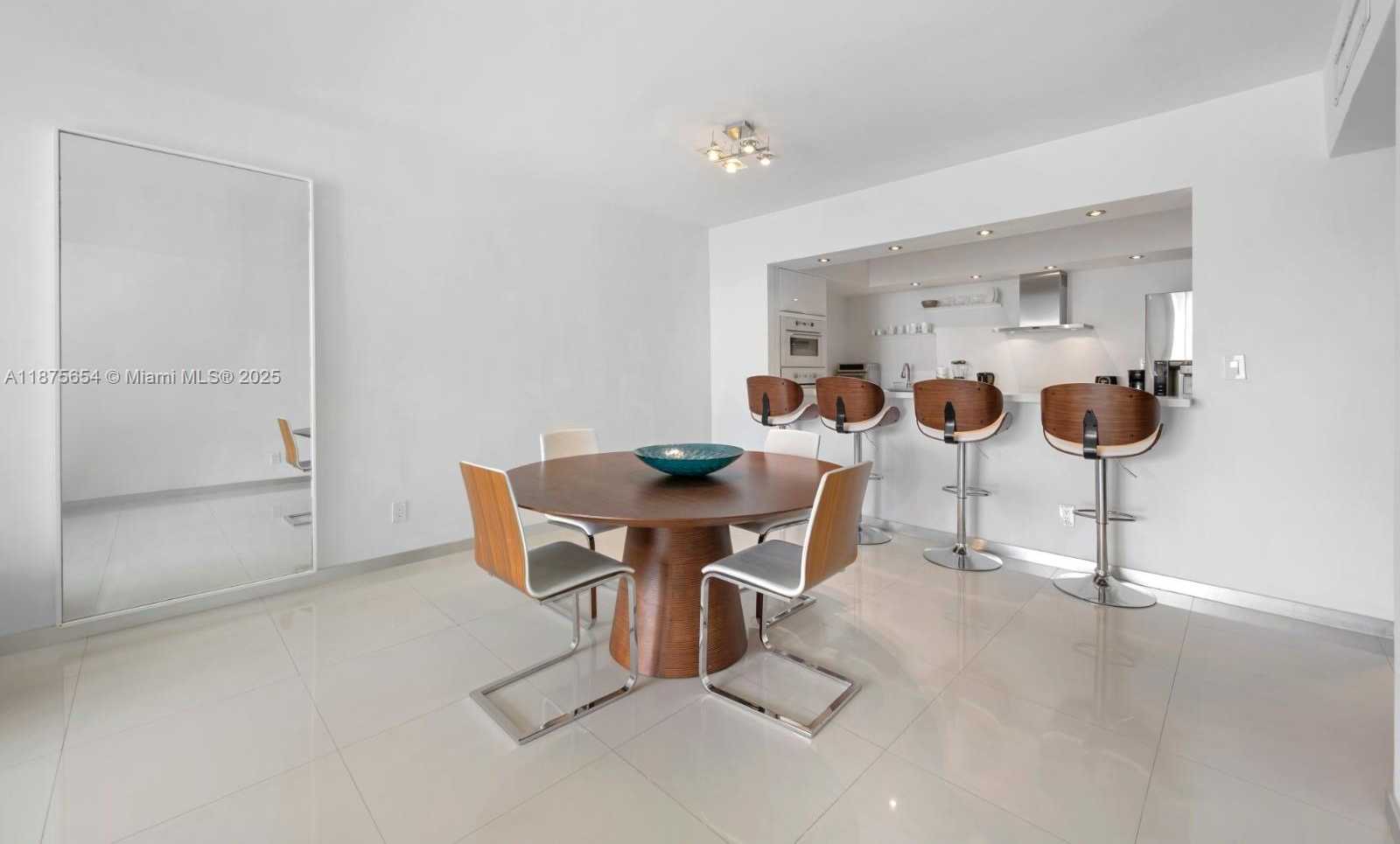 Small Image of 19370 COLLINS AVE #903, Sunny Isles Beach Number 6