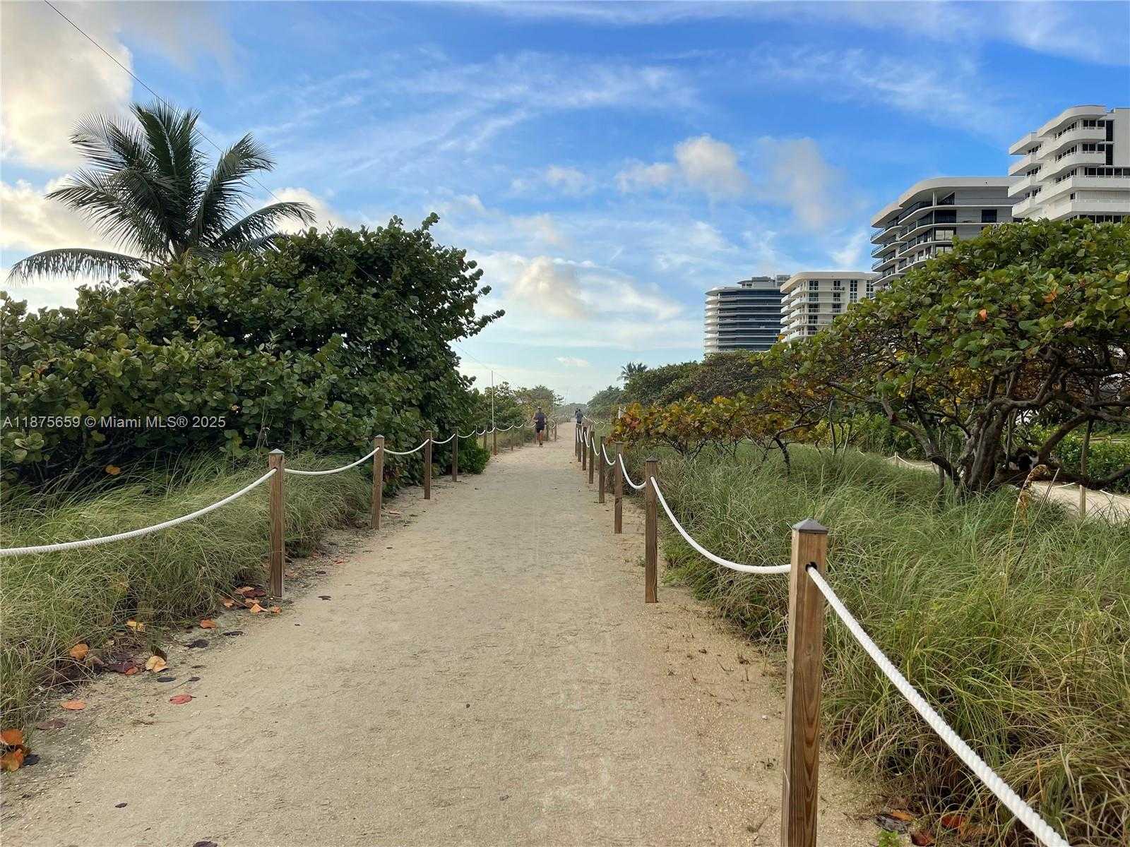 Small Image of 9225 COLLINS AVE #704, Surfside Number 19