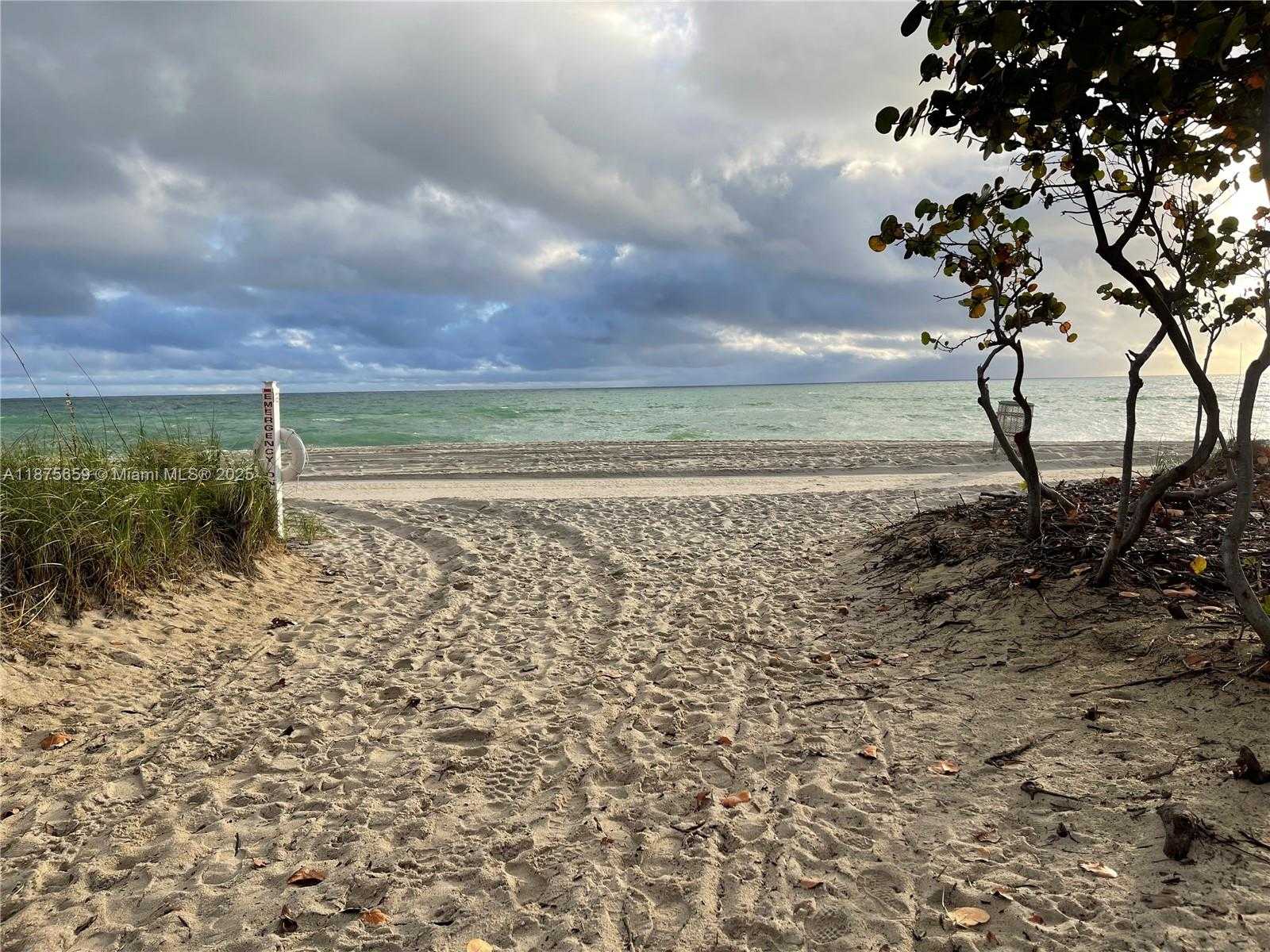 Small Image of 9225 COLLINS AVE #704, Surfside Number 20