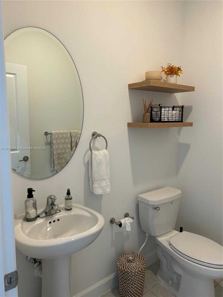 Small Image of 29071 AVE, Homestead Number 29