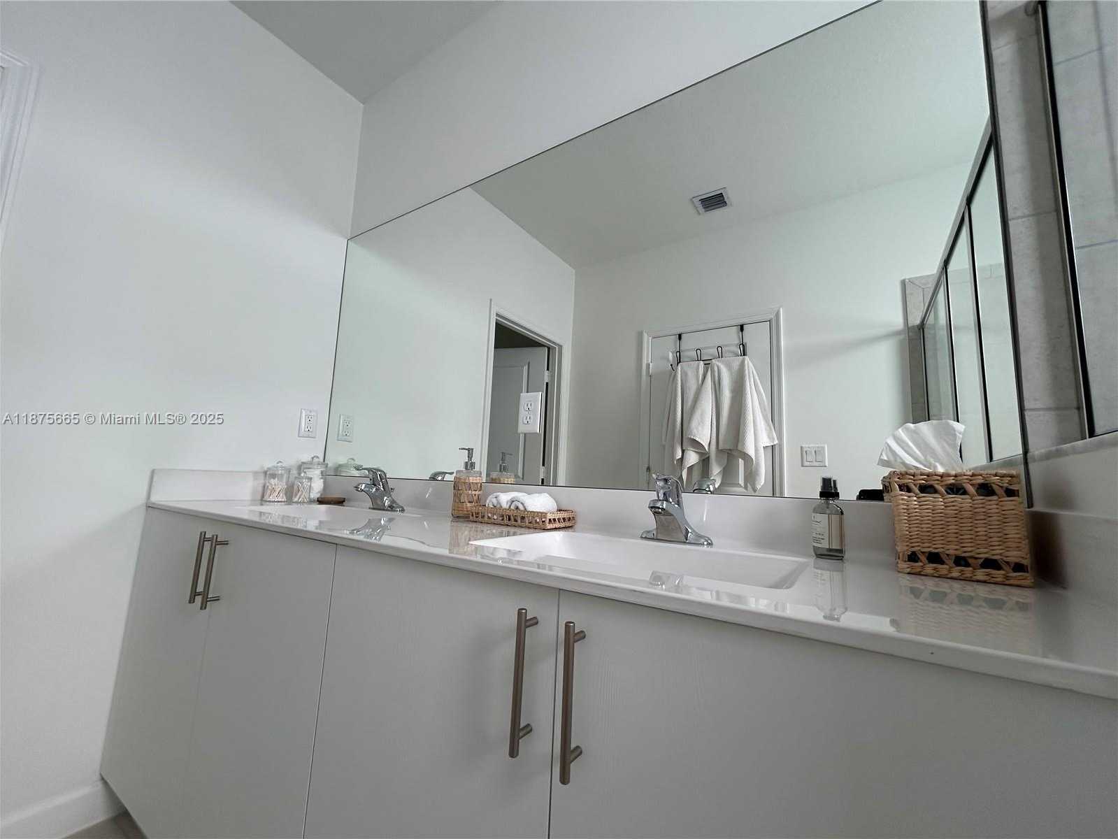 Small Image of 29071 AVE, Homestead Number 35