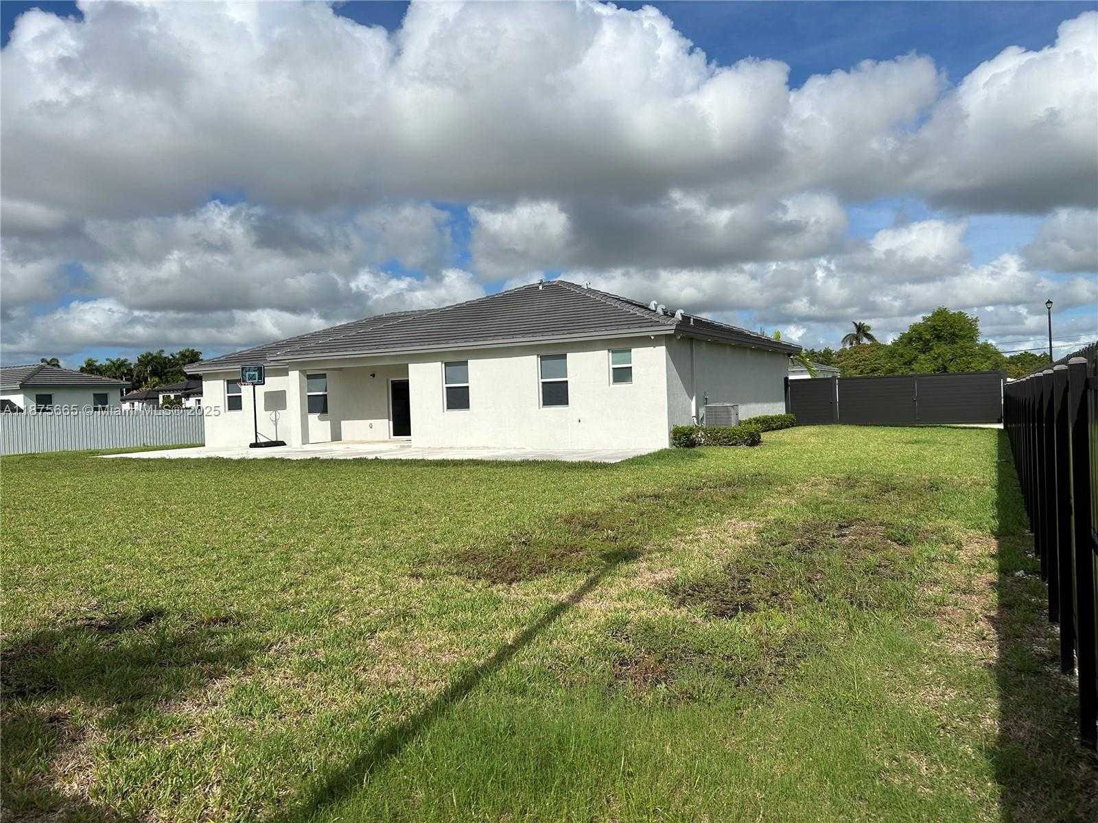 Small Image of 29071 AVE, Homestead Number 48