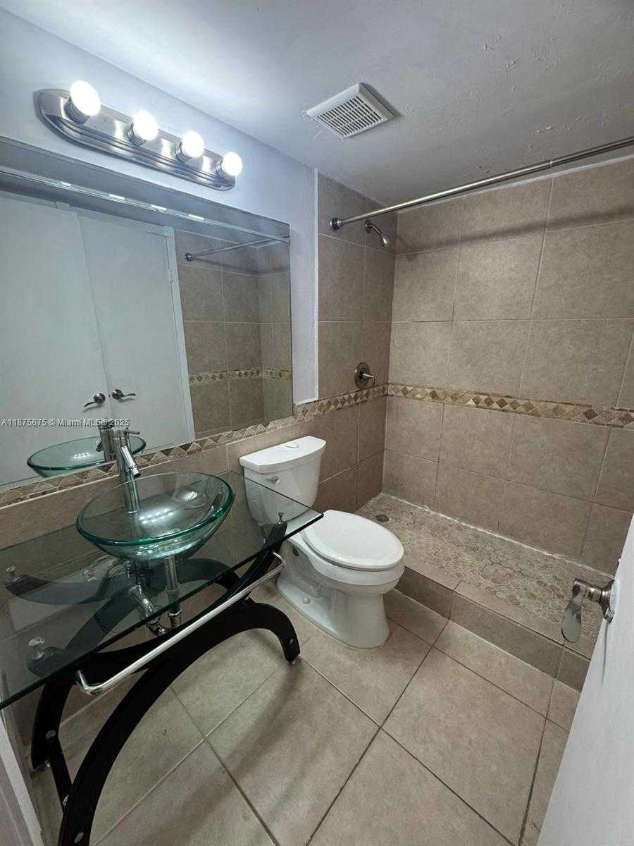 Small Image of 11790 SOUTH WEST 18TH ST #425-3, Miami Number 3
