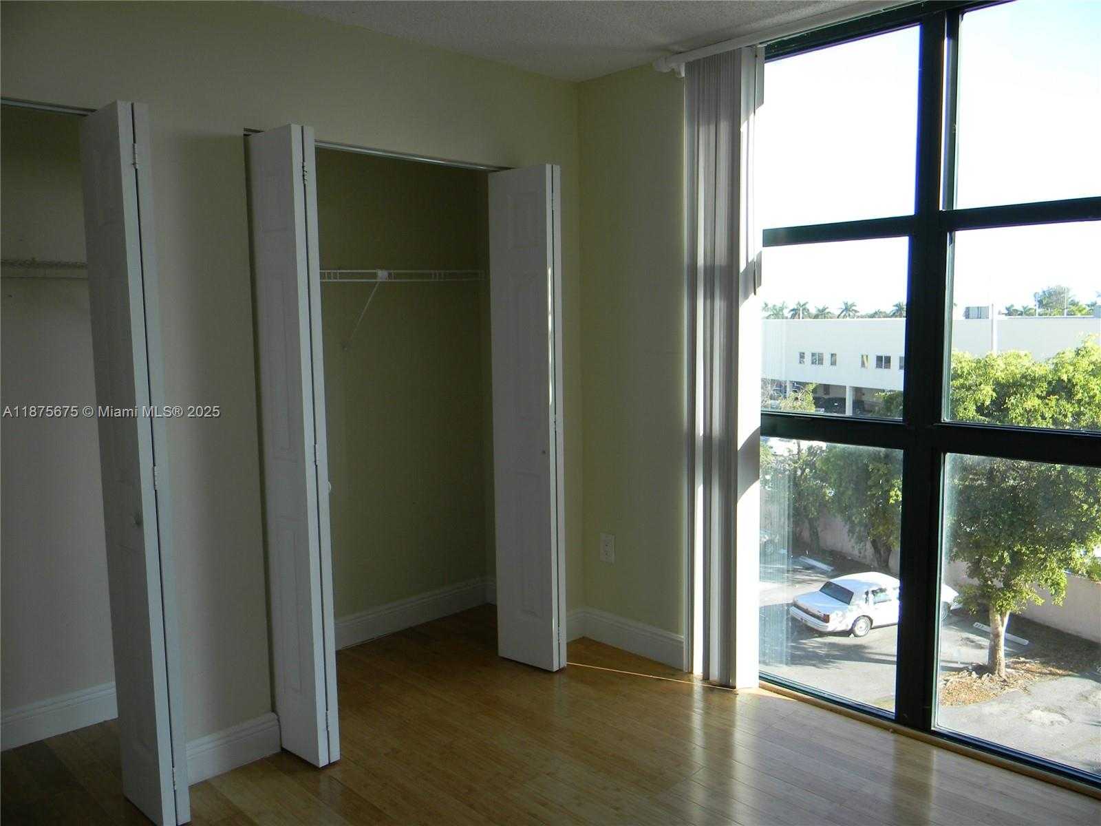 Small Image of 11790 SOUTH WEST 18TH ST #425-3, Miami Number 7