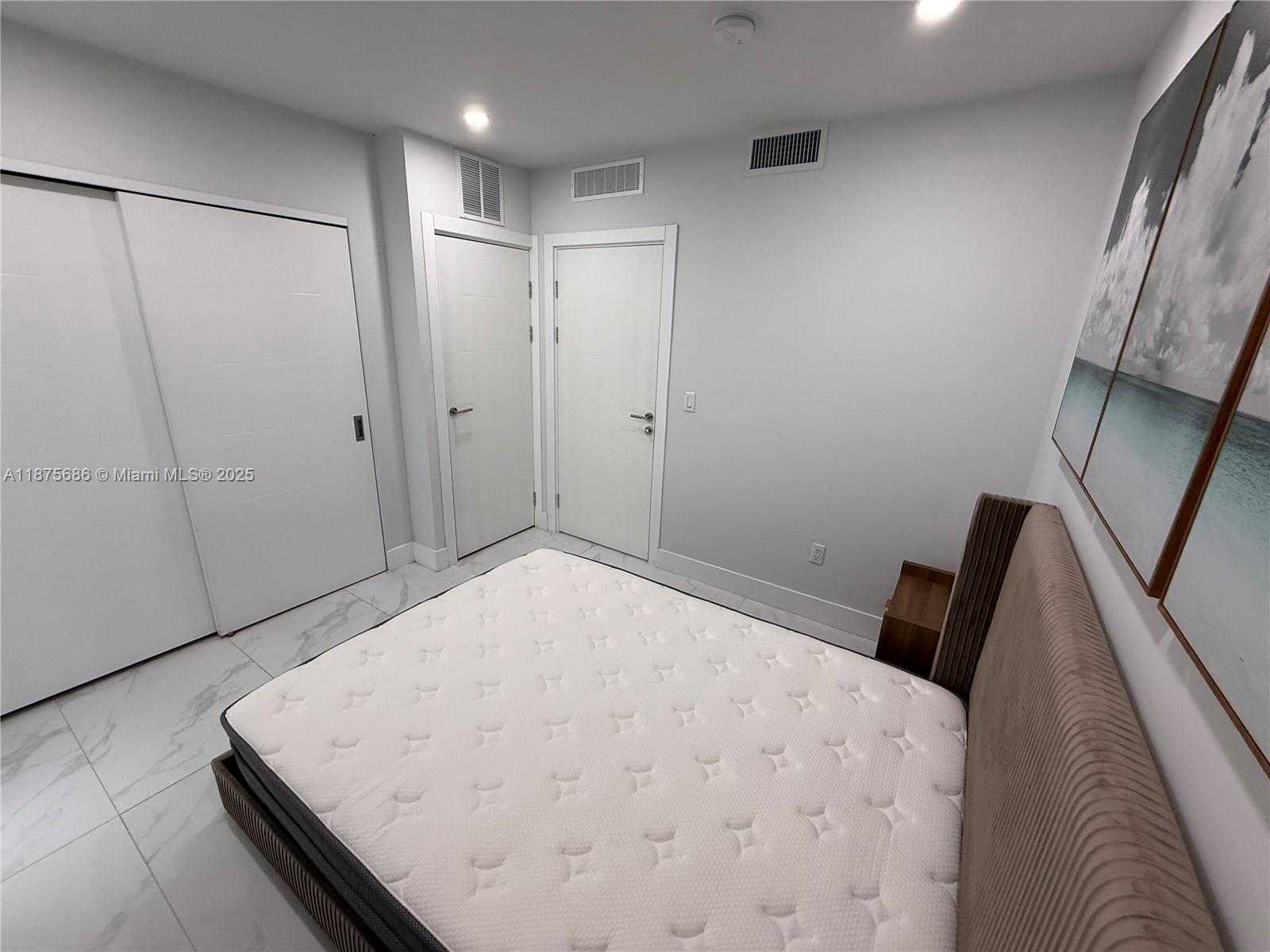 Small Image of 944 JEFFERSON AVE #4, Miami Beach Number 13