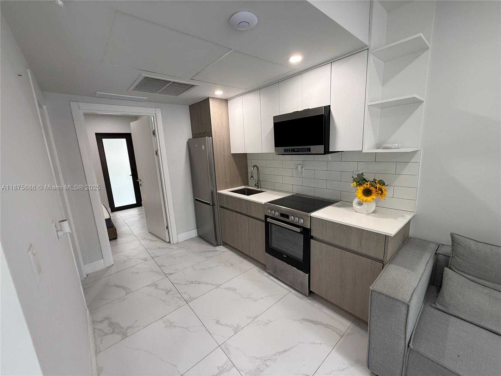 Small Image of 944 JEFFERSON AVE #4, Miami Beach Number 5