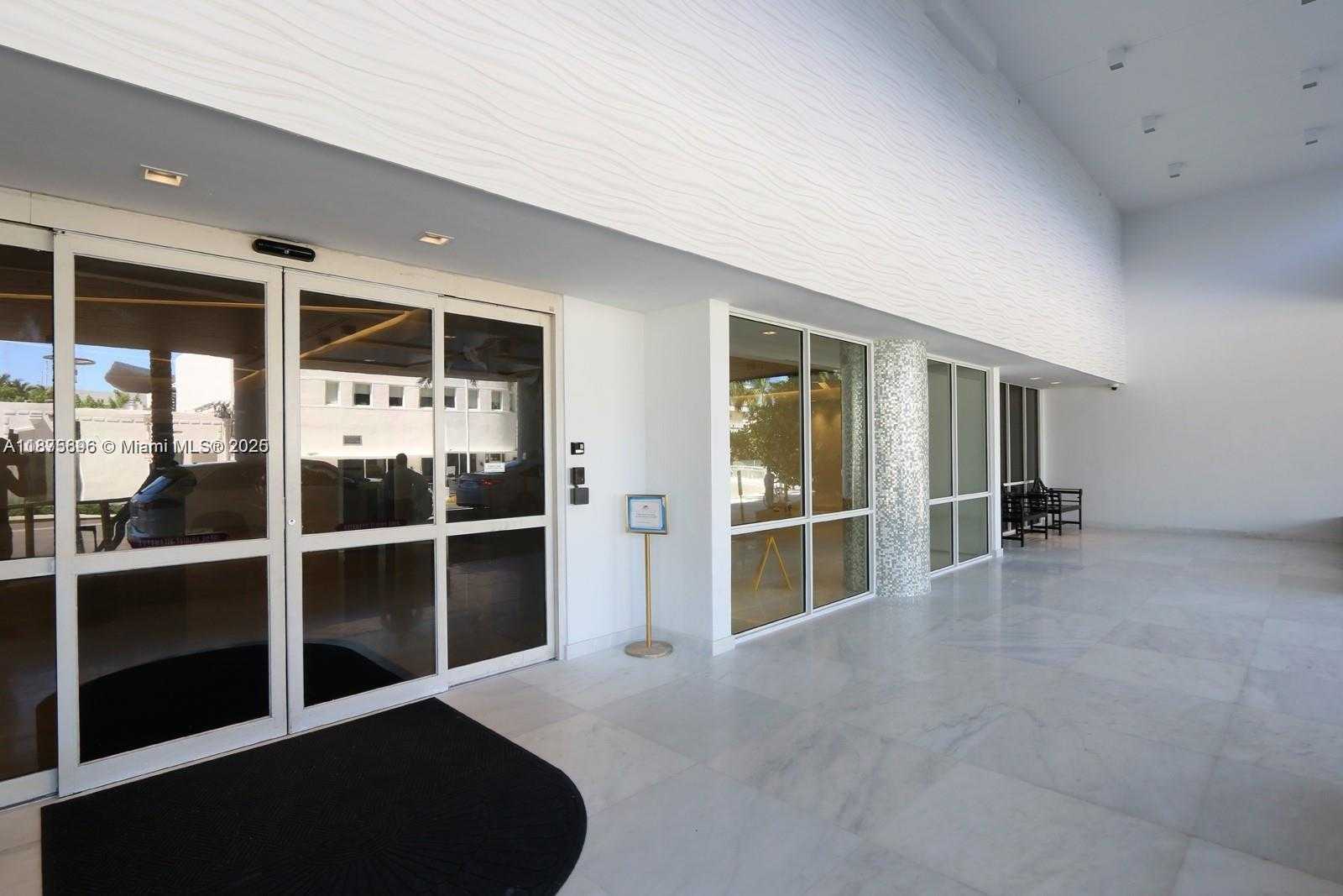 Small Image of 1900 SUNSET HARBOUR DR #2011, Miami Beach Number 28