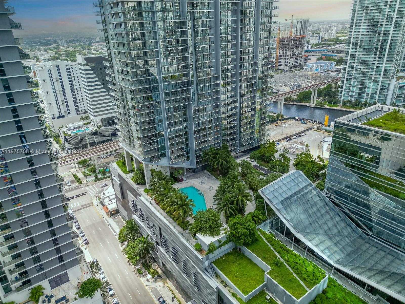 Small Image of 88 SOUTH WEST 7TH ST #3707, Miami Number 29