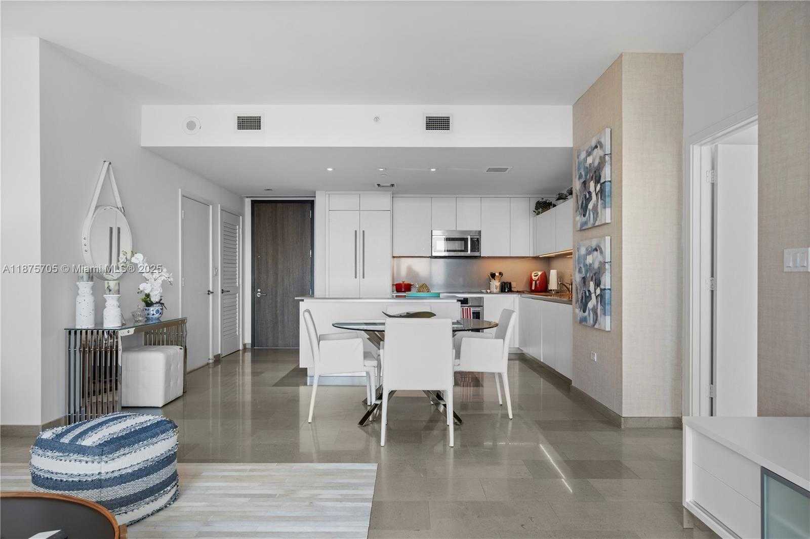 Small Image of 88 SOUTH WEST 7TH ST #3707, Miami Number 6