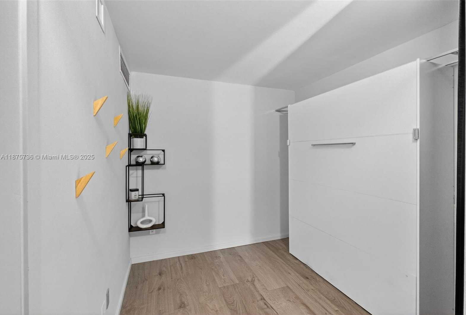 Small Image of 50 BISCAYNE BLVD #710, Miami Number 12