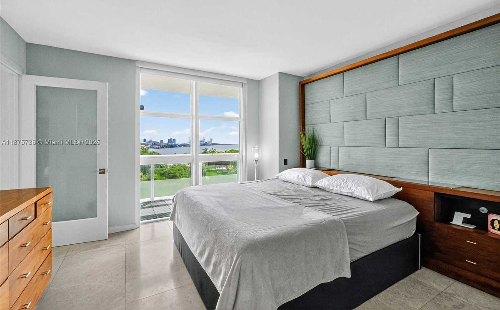 Small Image of 50 BISCAYNE BLVD #710, Miami Number 21