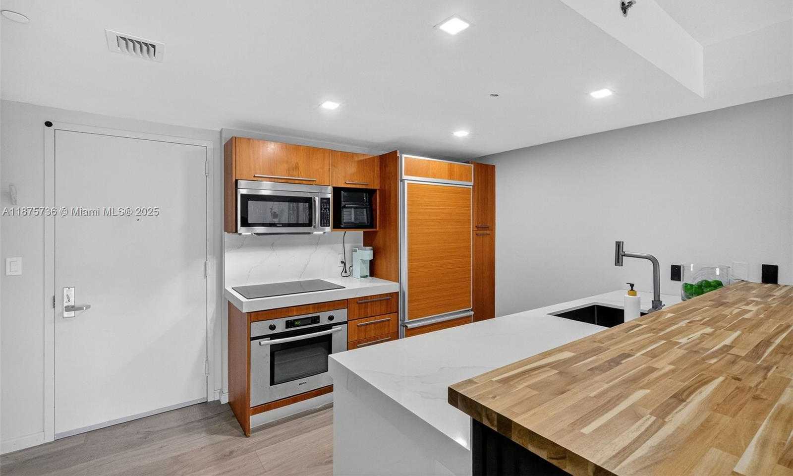Small Image of 50 BISCAYNE BLVD #710, Miami Number 6