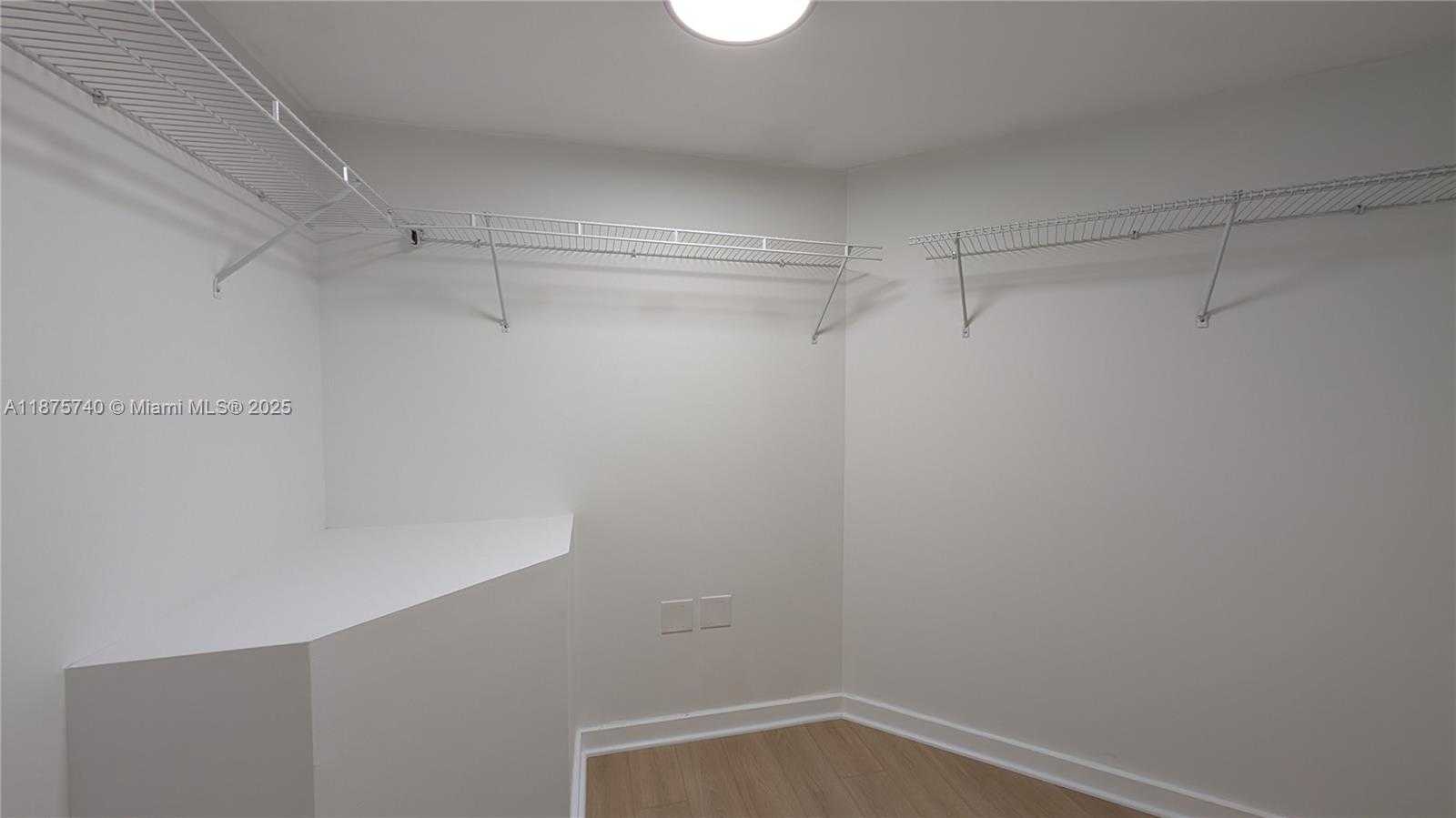 Small Image of 350 EAST MIAMI AVE #1901, Miami Number 28