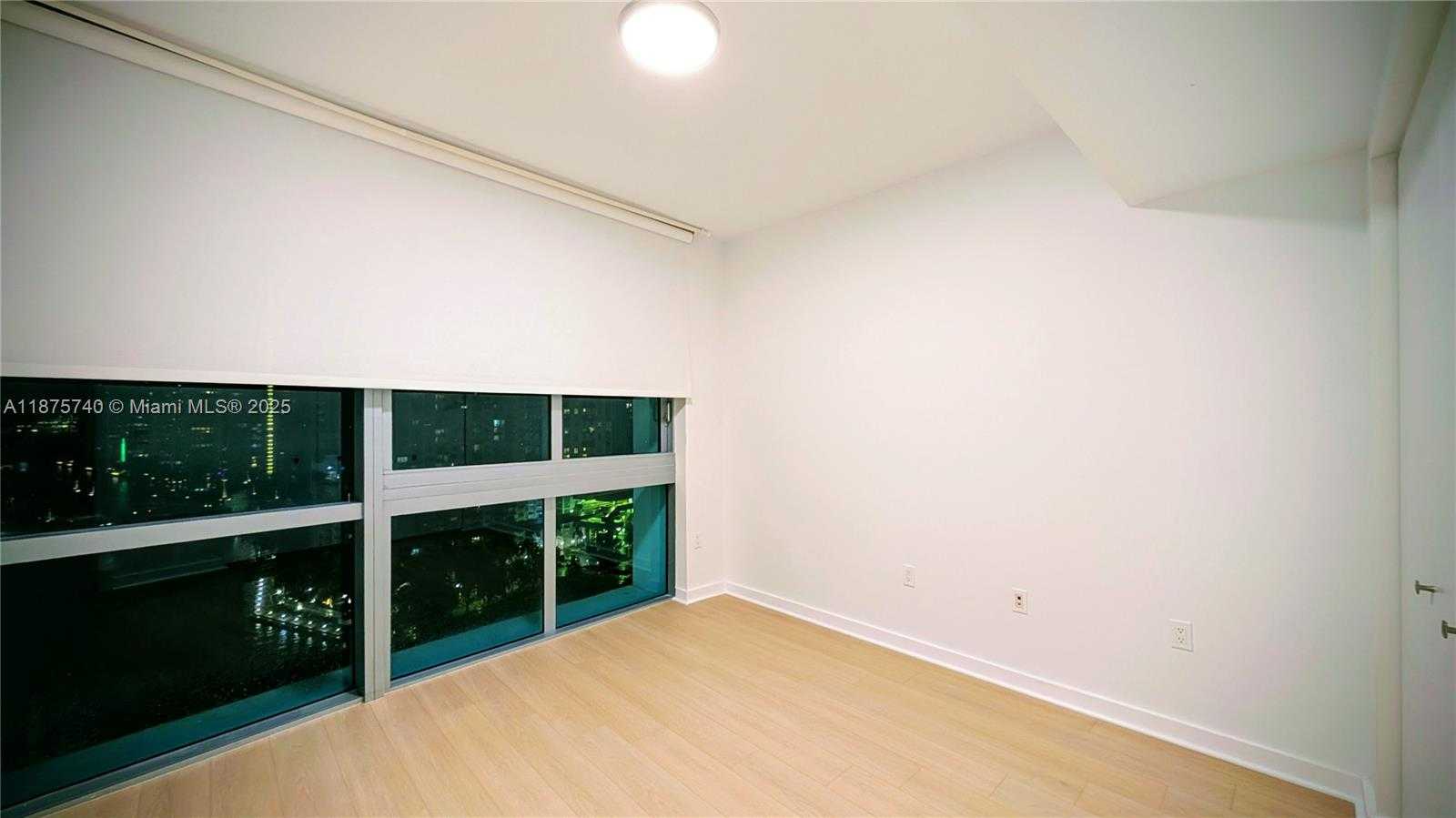 Small Image of 350 EAST MIAMI AVE #1901, Miami Number 33