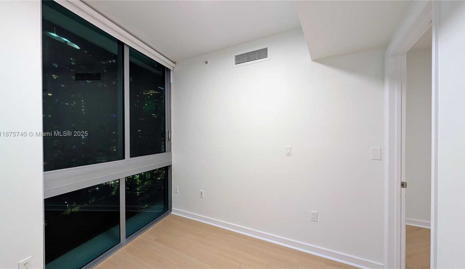 Small Image of 350 EAST MIAMI AVE #1901, Miami Number 40