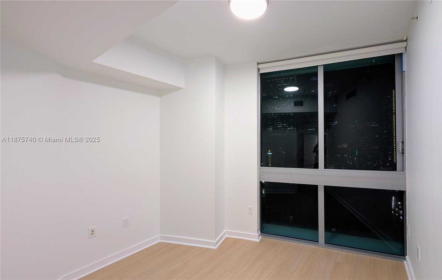 Small Image of 350 EAST MIAMI AVE #1901, Miami Number 42