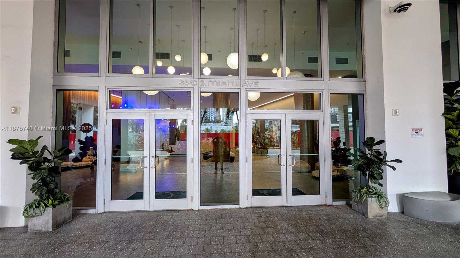 Small Image of 350 EAST MIAMI AVE #1901, Miami Number 60
