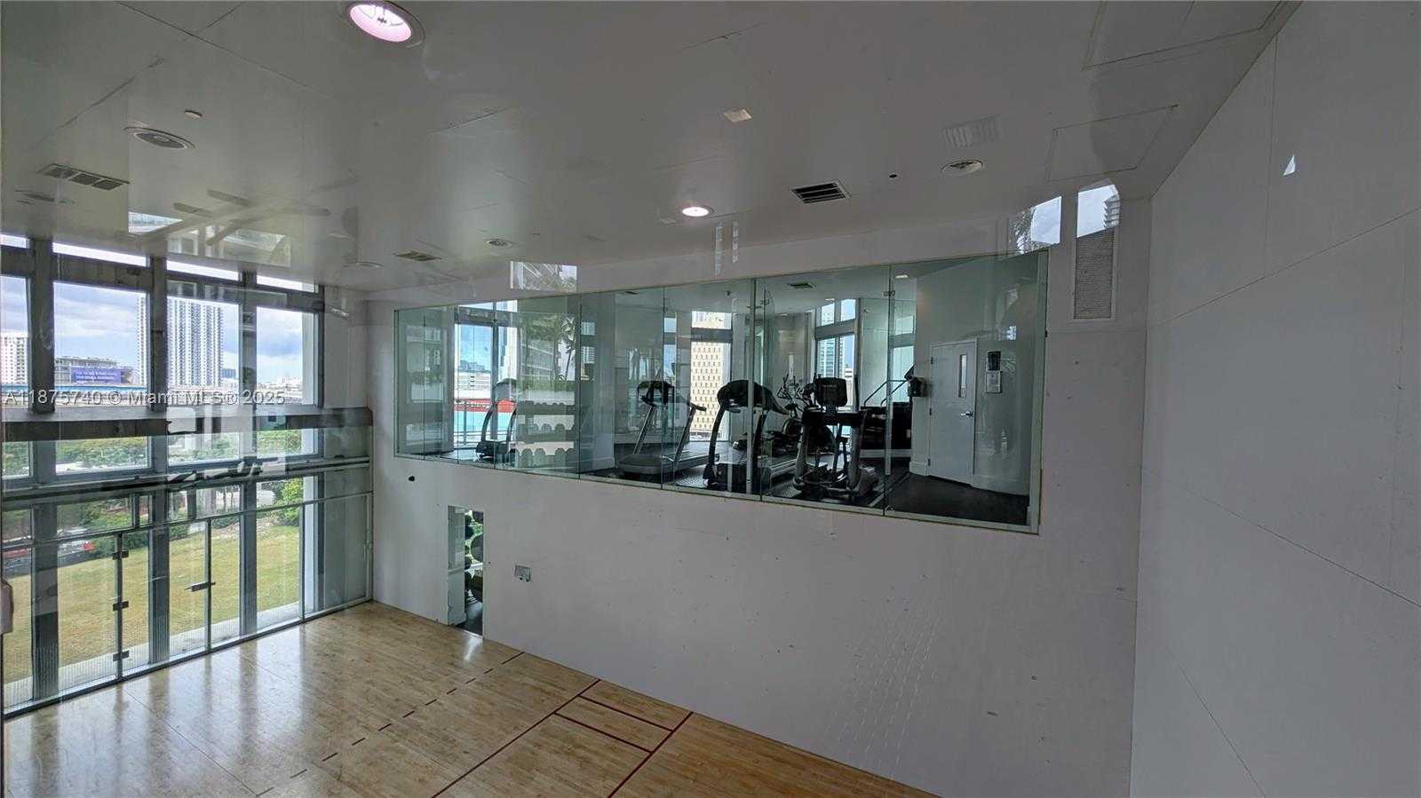 Small Image of 350 EAST MIAMI AVE #1901, Miami Number 79