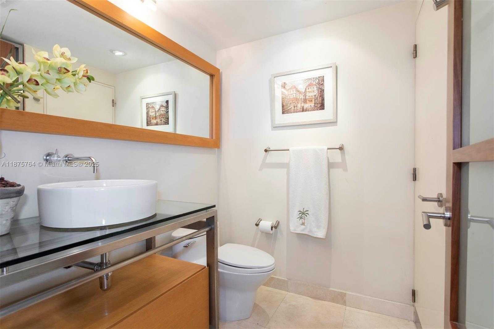 Small Image of 4779 COLLINS AVE #401, Miami Beach Number 14