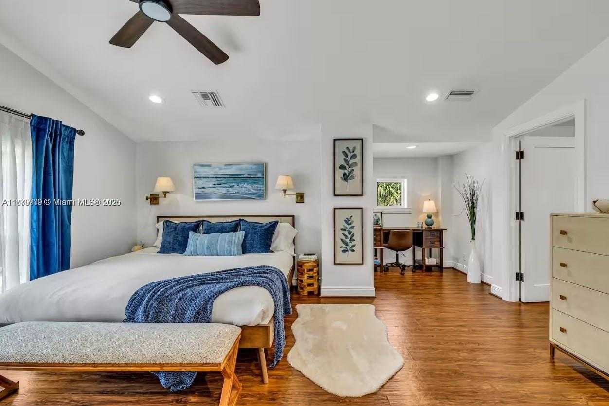 Small Image of 110 SOUTH EAST 11TH AVE, Fort Lauderdale Number 13