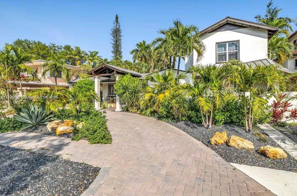 Small Image of 110 SOUTH EAST 11TH AVE, Fort Lauderdale Number 38