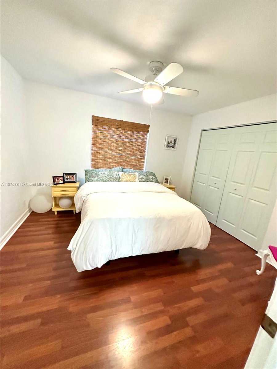 Small Image of 656 VERONA PL, Weston Number 34