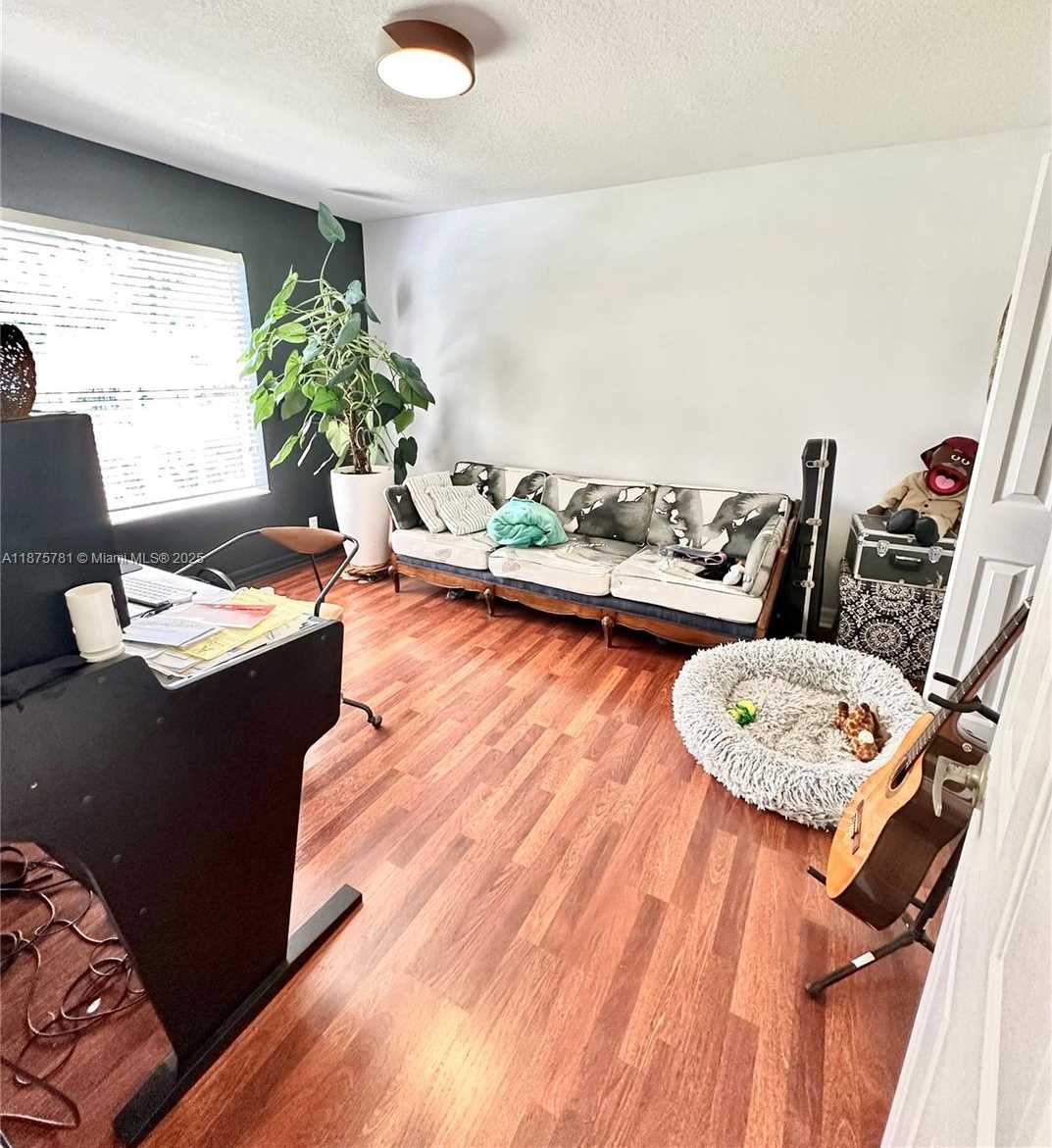 Small Image of 656 VERONA PL, Weston Number 41