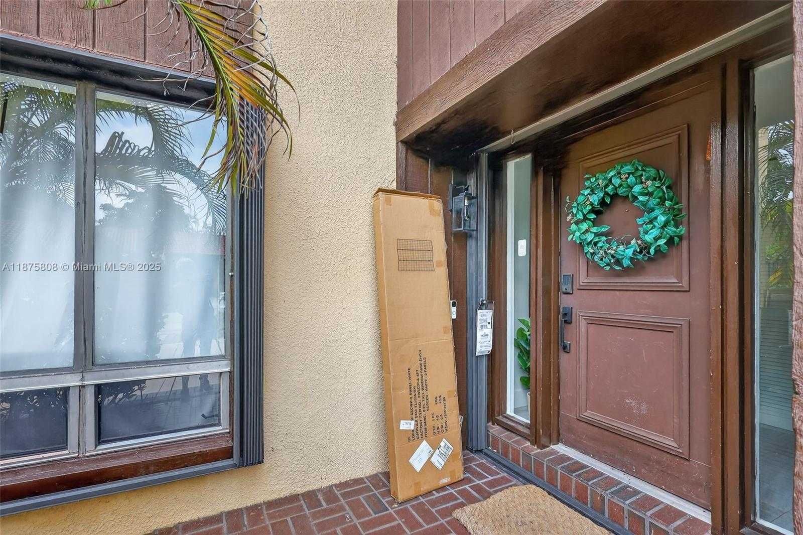 Small Image of 20424 NORTH EAST 10TH CT RD #20424, Miami Number 3